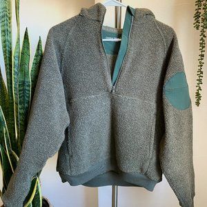 OUTDOOR VOICES MEGAFLEECE HOODIE (SMALL)